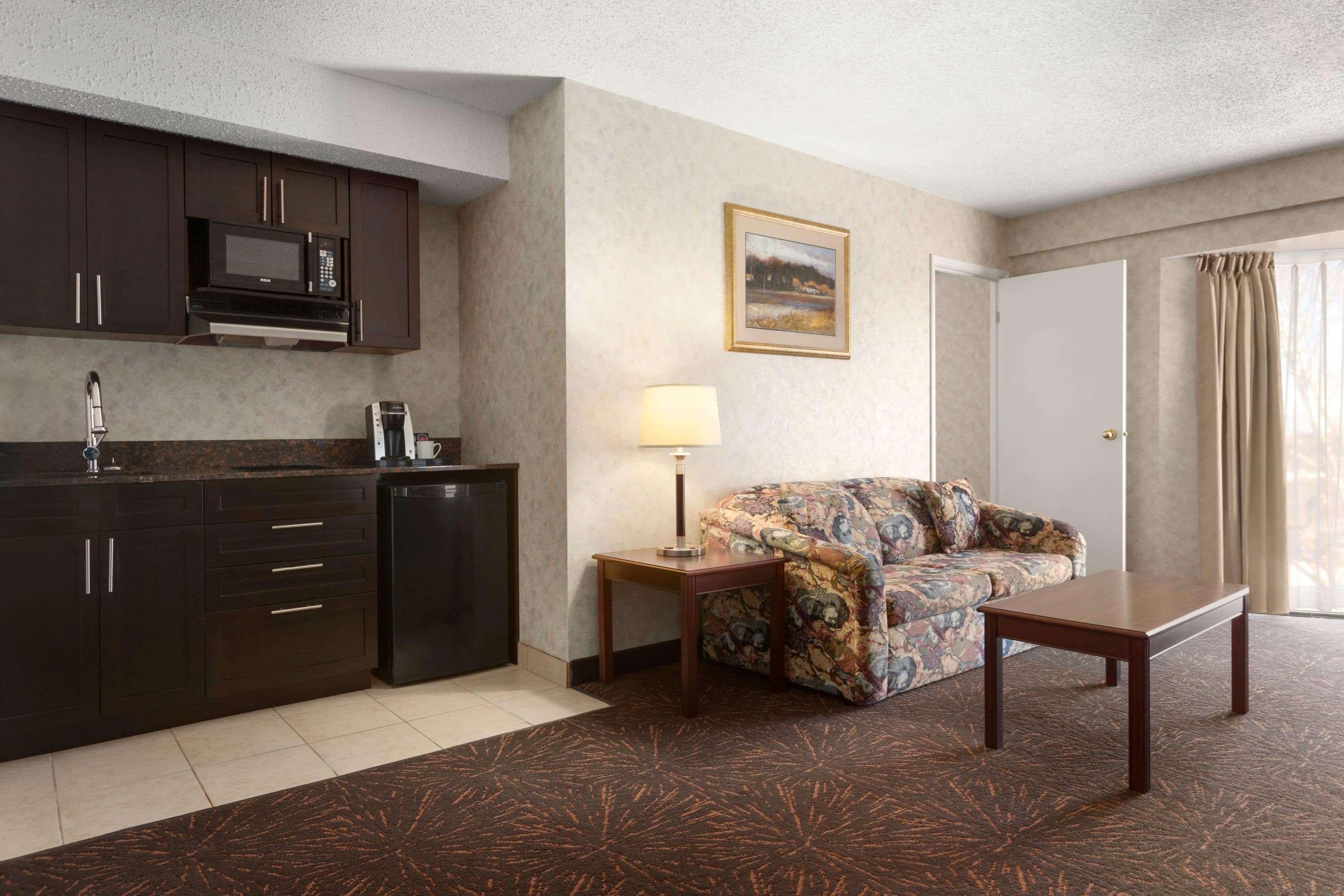Travelodge By Wyndham Lloydminster Zewnętrze zdjęcie