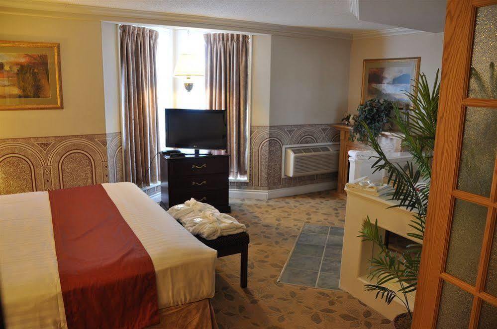 Travelodge By Wyndham Lloydminster Zewnętrze zdjęcie
